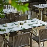 Perast Garden Hotel Çıralı