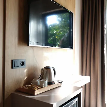 Perast Garden Çıralı