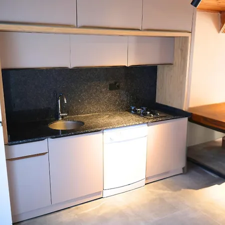 Perast Garden Hotel *