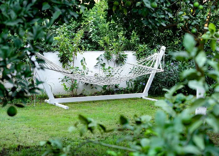 Отель Perast Garden Чирали