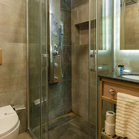 Perast Garden Hotel Çıralı