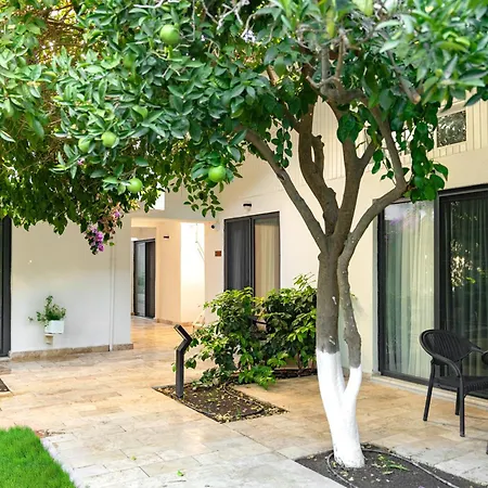 Hotel Perast Garden Çıralı